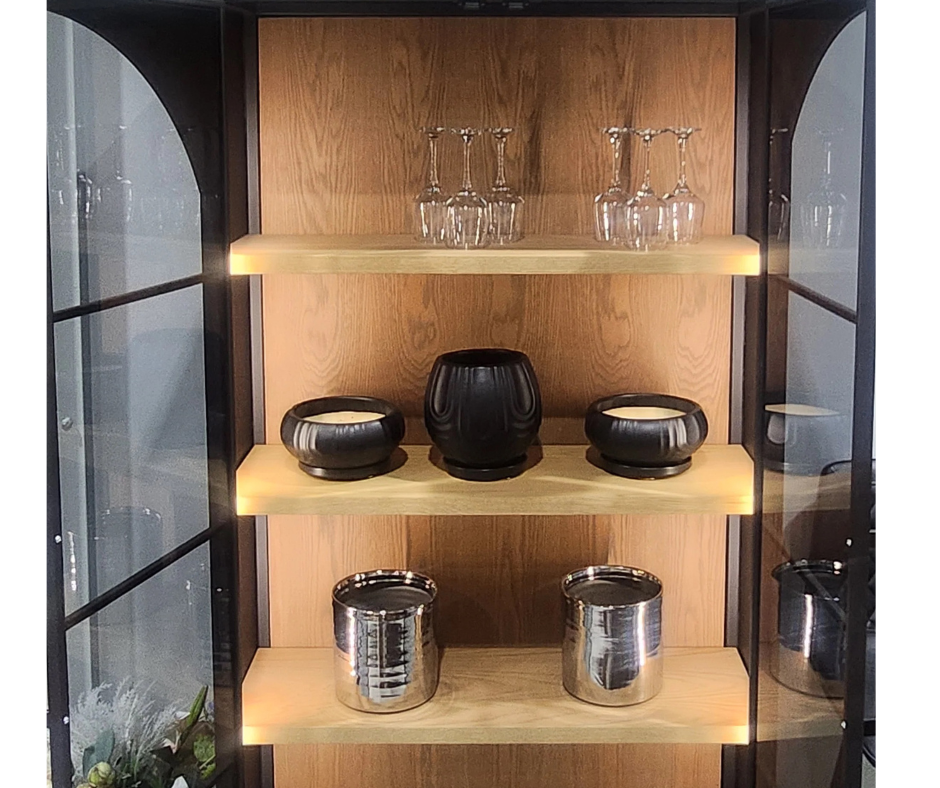 Arch display cabinet