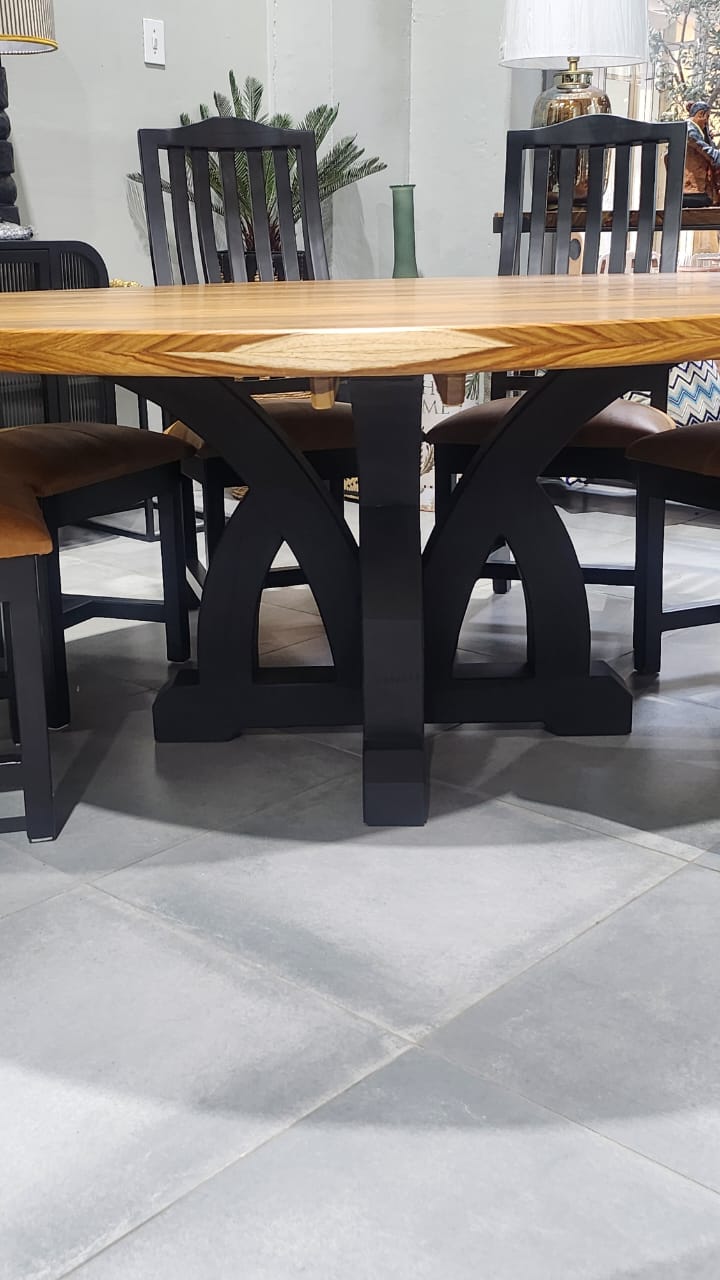 Black and brown infused dinning room table