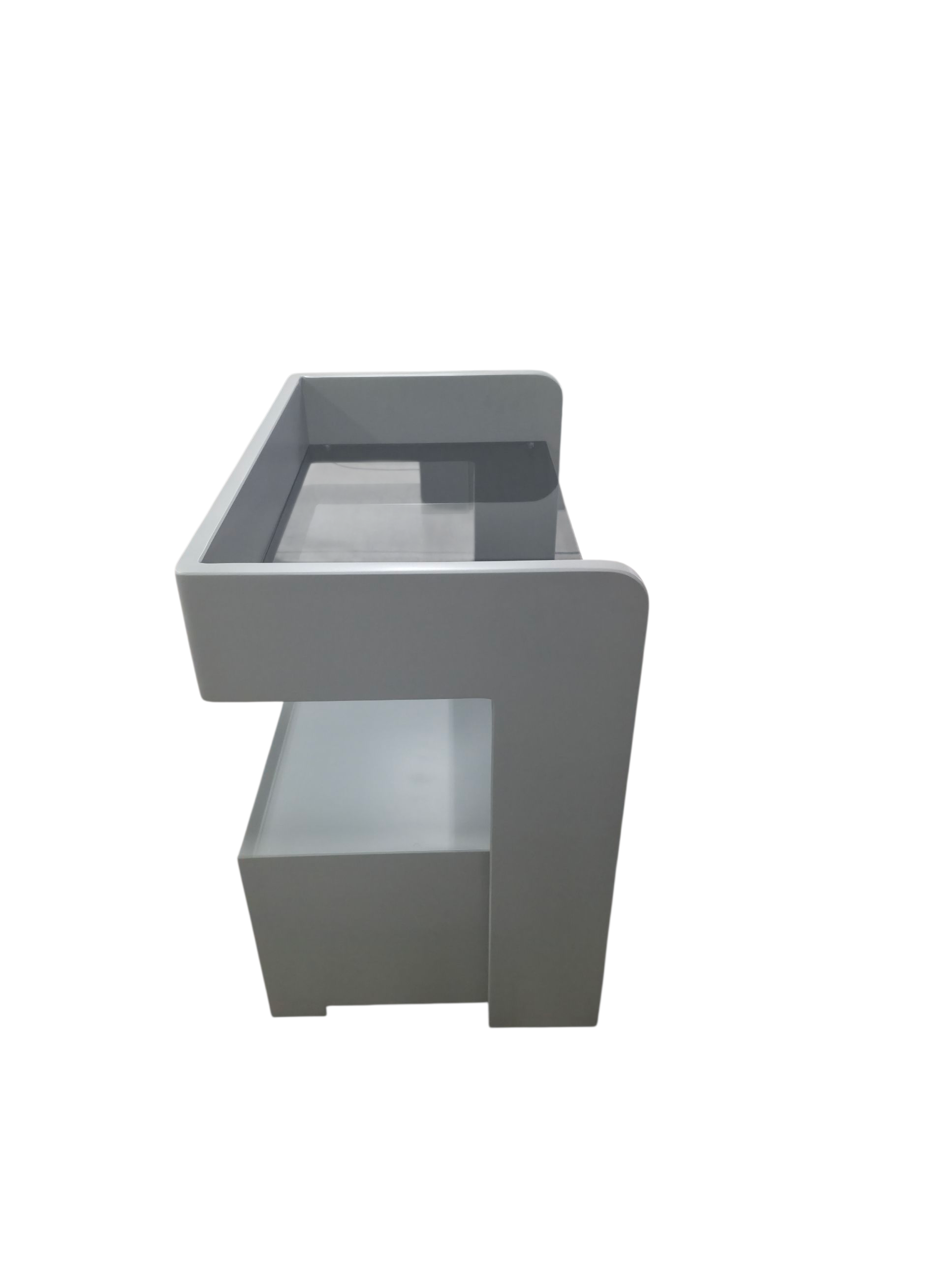 Luna flute pedestal