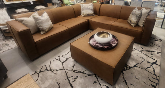 Luxurios leather couch