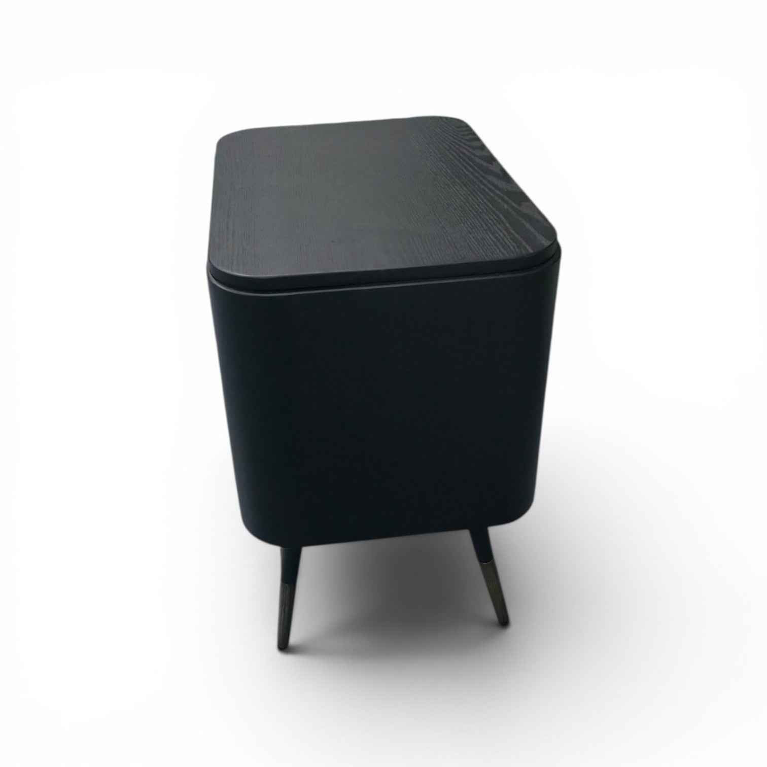 Blake pedestals